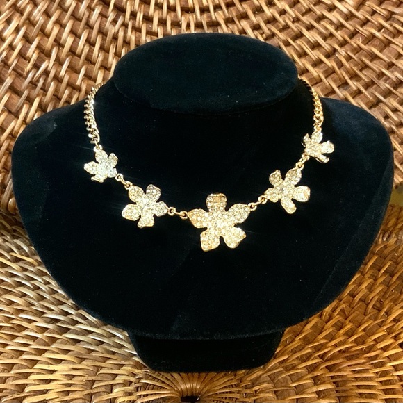 Lilly Pulitzer NECKLACE “Beach Club Blooms” SPARKLING CRYSTAL GOLD FLOWER CHAIN - Picture 10 of 11